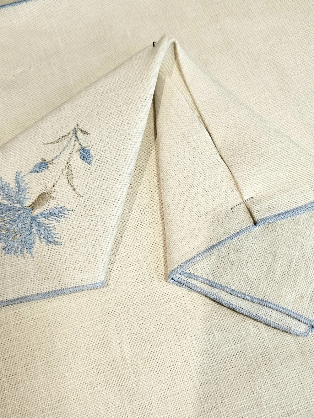 pioneers linen beautiful vintage